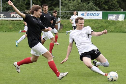 Einladung zum FEST SPIEL DERBY